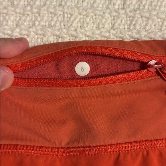 LULU LEMON hotty hot shorts crimson red - Picture 3 of 3